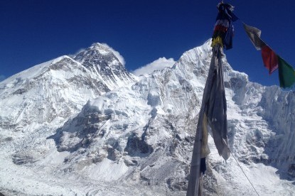 The view of Mt. Everest from top of Kalapatthar (5545m). 